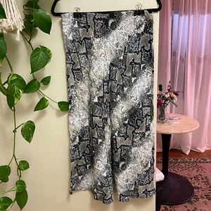 Sanctuary Snakeskin Skin Printed Skirt SIZE: L